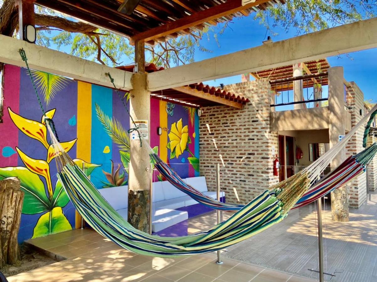 טגאנגה Hostal Aurora, Smith Lodging מראה חיצוני תמונה