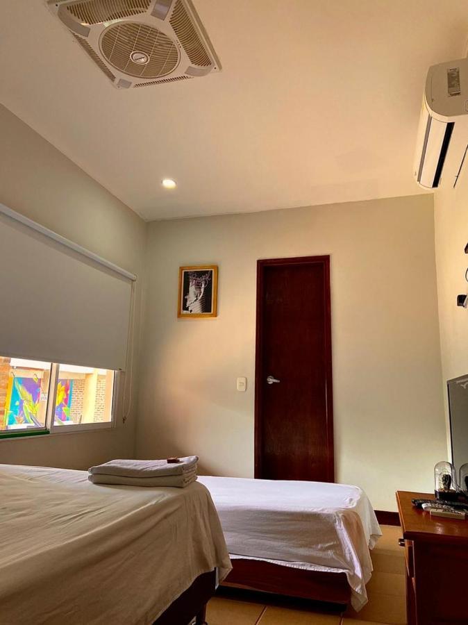 טגאנגה Hostal Aurora, Smith Lodging מראה חיצוני תמונה