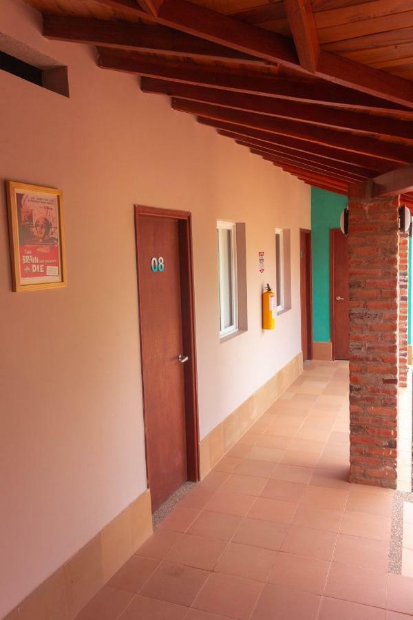 טגאנגה Hostal Aurora, Smith Lodging מראה חיצוני תמונה